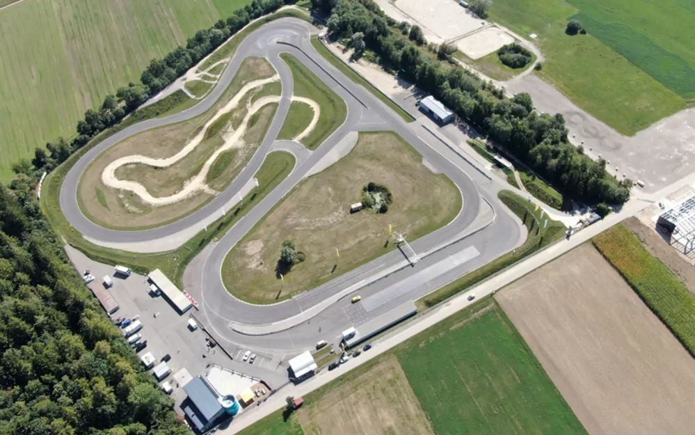 La Suisse relance enfin la course sur circuit : la fin d’un tabou vieux de 70 ans