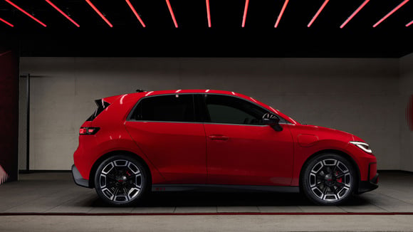 La Volkswagen ID.Polo GTI repose sur des roues de 19 pouces