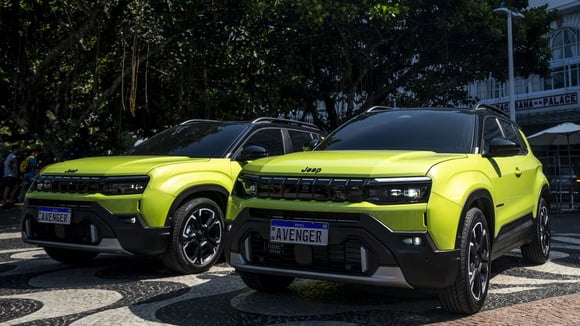Face avant du Jeep Avenger restylé