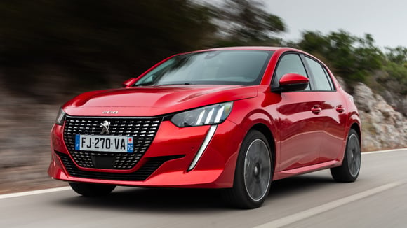 La Peugeot 208 totalise désormais plus de transactions en occasion que la Citroën C3, toutes générations confondues