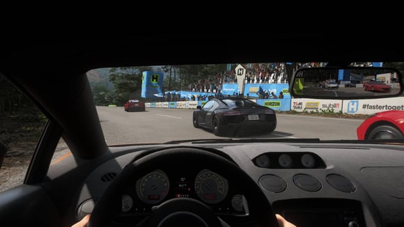 Forza Horizon 6 joué au volant avec retour de force