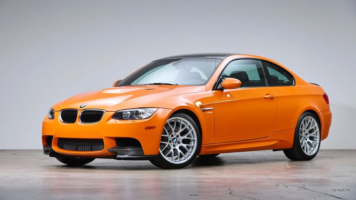 Vendue 200 000 $ avec seulement 138 km : la BMW M3 E92 qui semble sortir d’usine