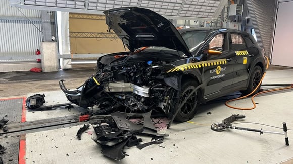 Crash-test Euro NCAP d'un Porsche Cayenne