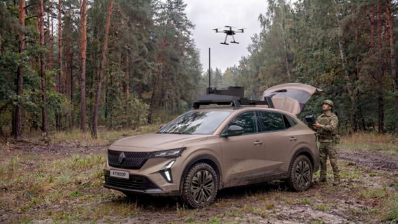 Le 4 Troop, véhicule de commandement pour l’armée française, développé avec Thales