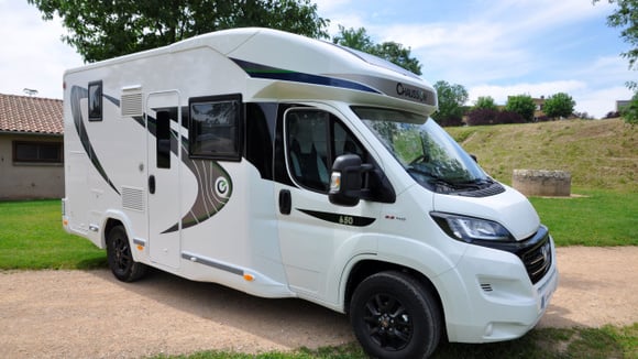 Selon l’enquête, le Portugal est mieux doté en bornes de recharge qu’en équipements pour camping-cars.