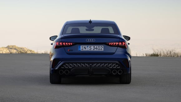 L’Audi A3 restylée reste disponible en berline
