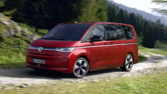 Un van Volkswagen California de fonction aurait été prêté pour un tour d’Europe