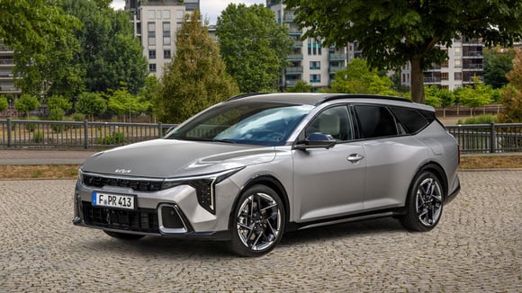 Le Kia K4 Sportswagon mesure 4,70 m et vise le segment familial