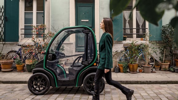 Une Birò, une voiture sans permis fréquemment vue à Amsterdam