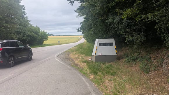 Les radars autonomes sont déplaçables et alimentés par batteries