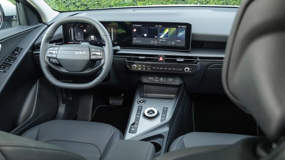 Le Kia Niro reçoit une présentation à double écran panoramique