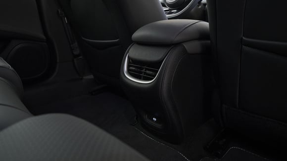 Absence de commandes de climatisation à l’arrière dans les MG IM5 et IM6