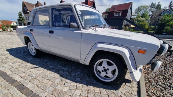 Lada 2105 de 1981 transformée en version Groupe B en 1985