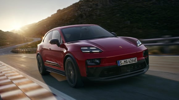 Porsche préparerait en urgence une variante thermique pour compenser le manque de succès du Macan électrique