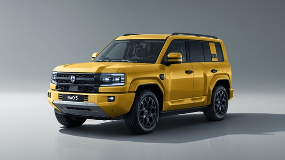 Le style du Denza Bao 5 s’inspire du Toyota Land Cruiser et du Land Rover Defender