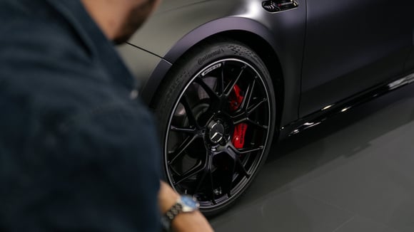 Freinage et jantes 20 pouces de la Mercedes-AMG CLA 45