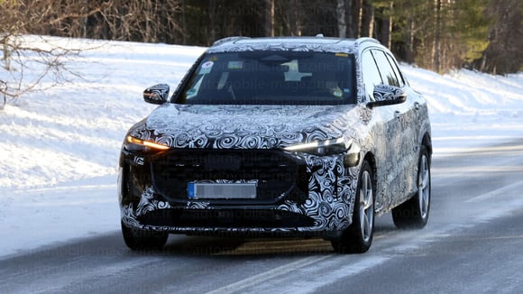 Prototype de futur SUV compact thermique Porsche basé sur une plateforme partagée