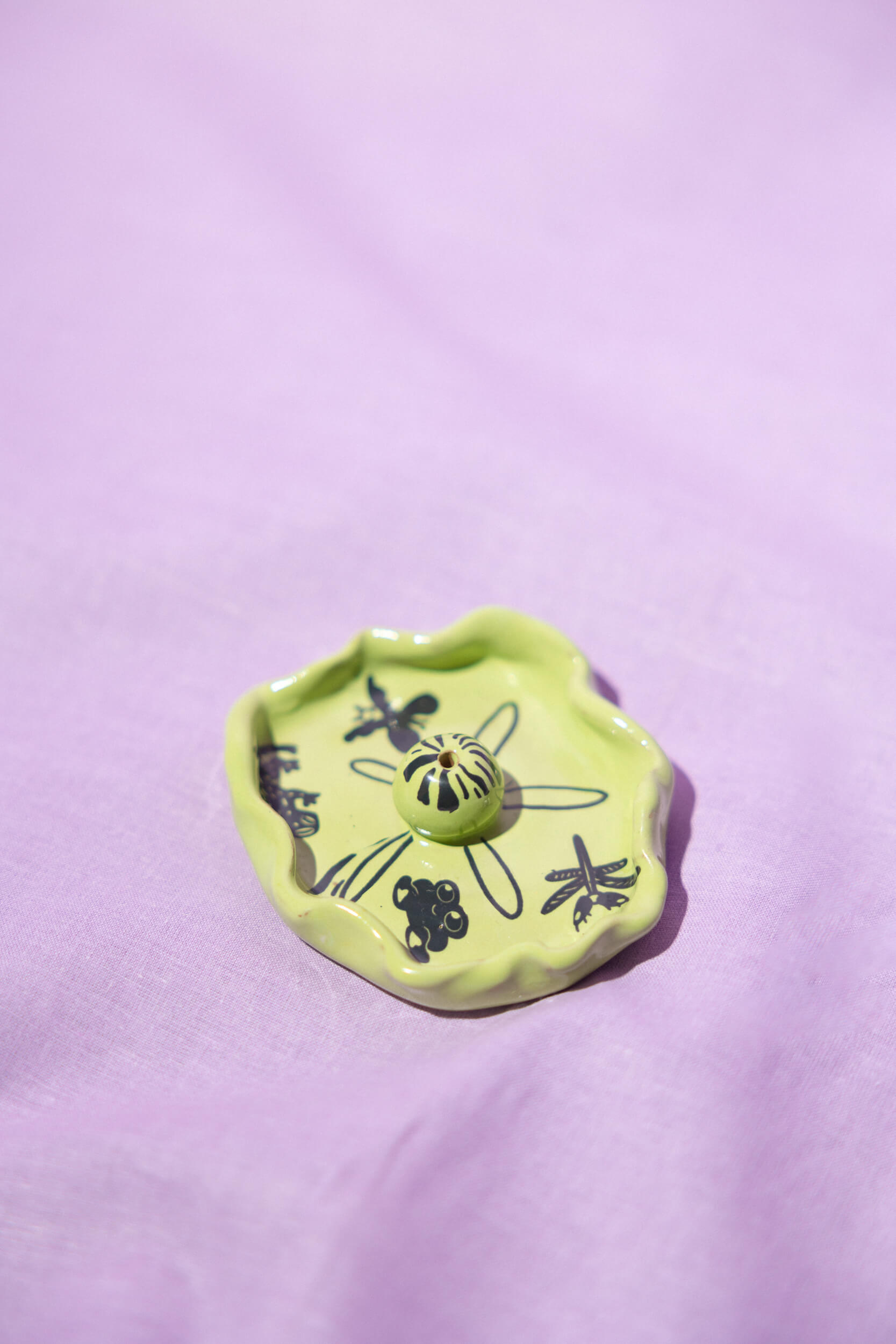 Green aroma stick holder