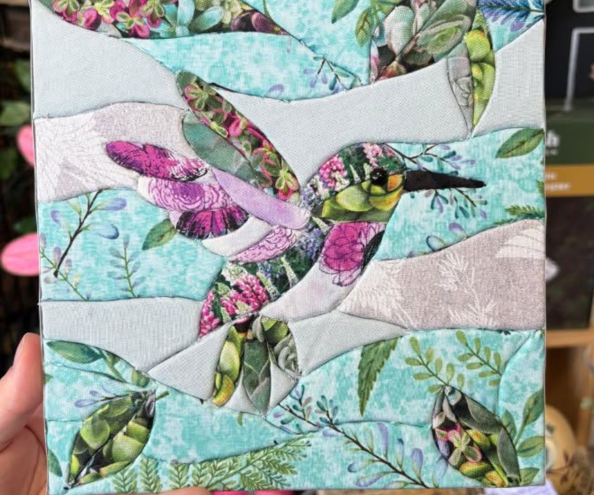 Kinusaiga Fabric Art Hummingbird Class