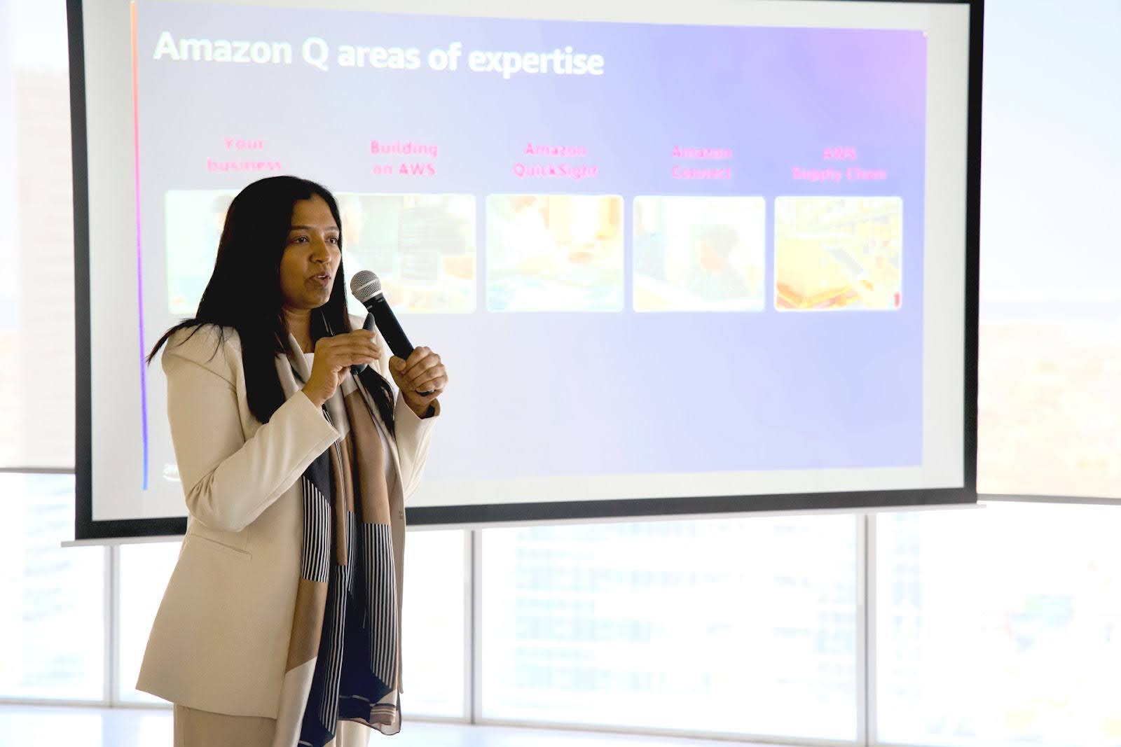 خبير سحابة AWS يتحدث في Deriv