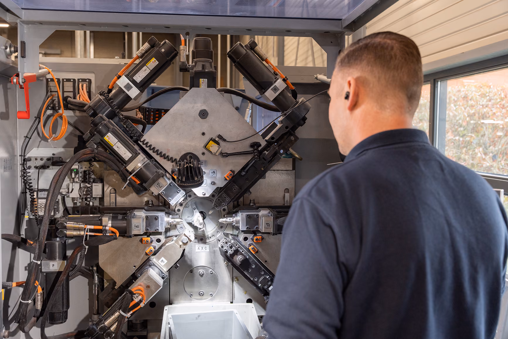 Efficiënte productie van veren voor uiteenlopende sectoren