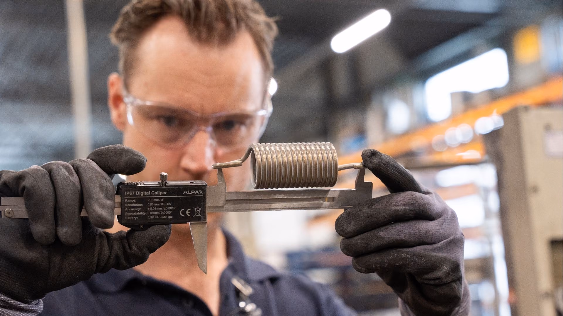 Precisiebewerking van stalen en RVS veren