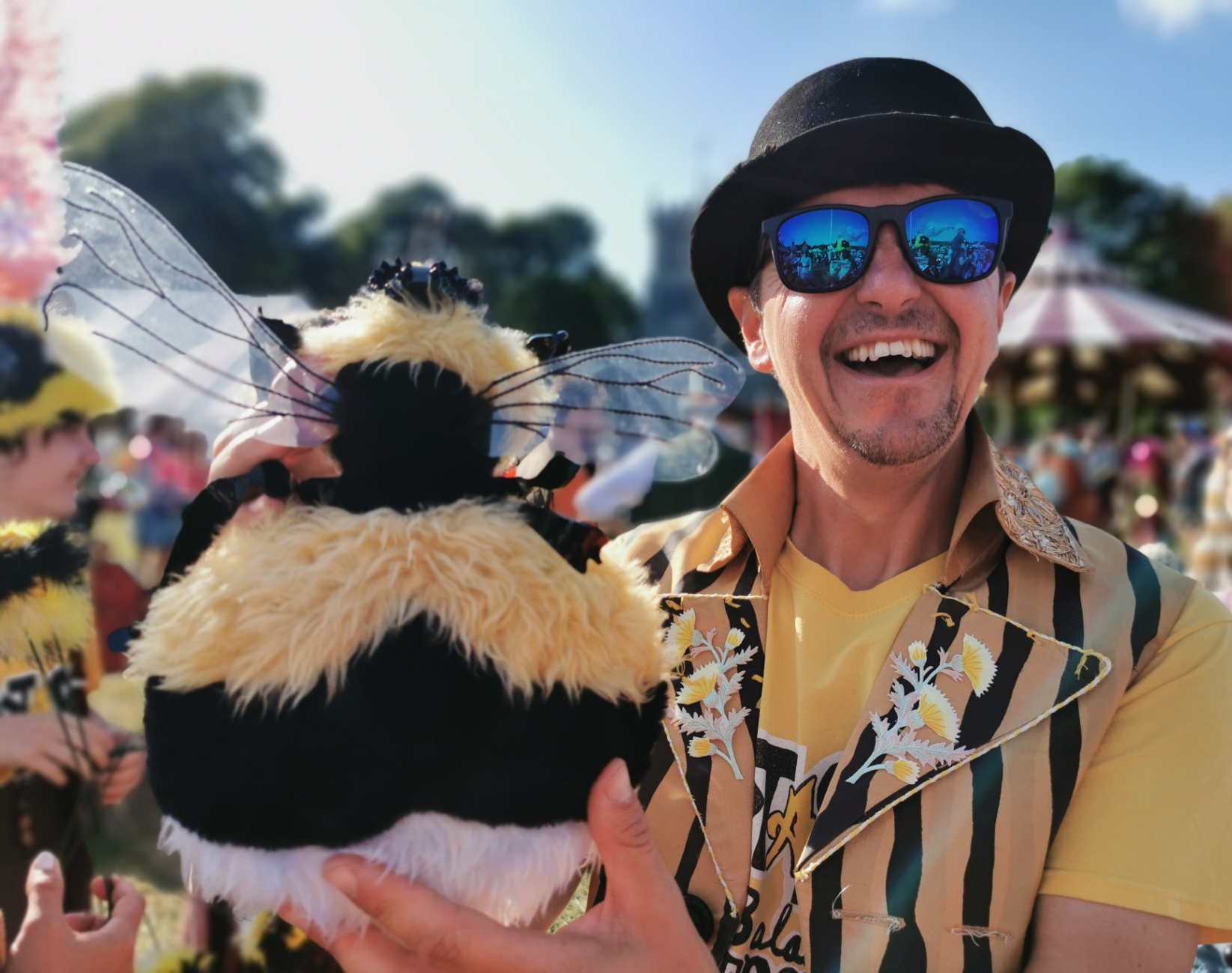 Summer of Play: The Bee Circus Walkabout