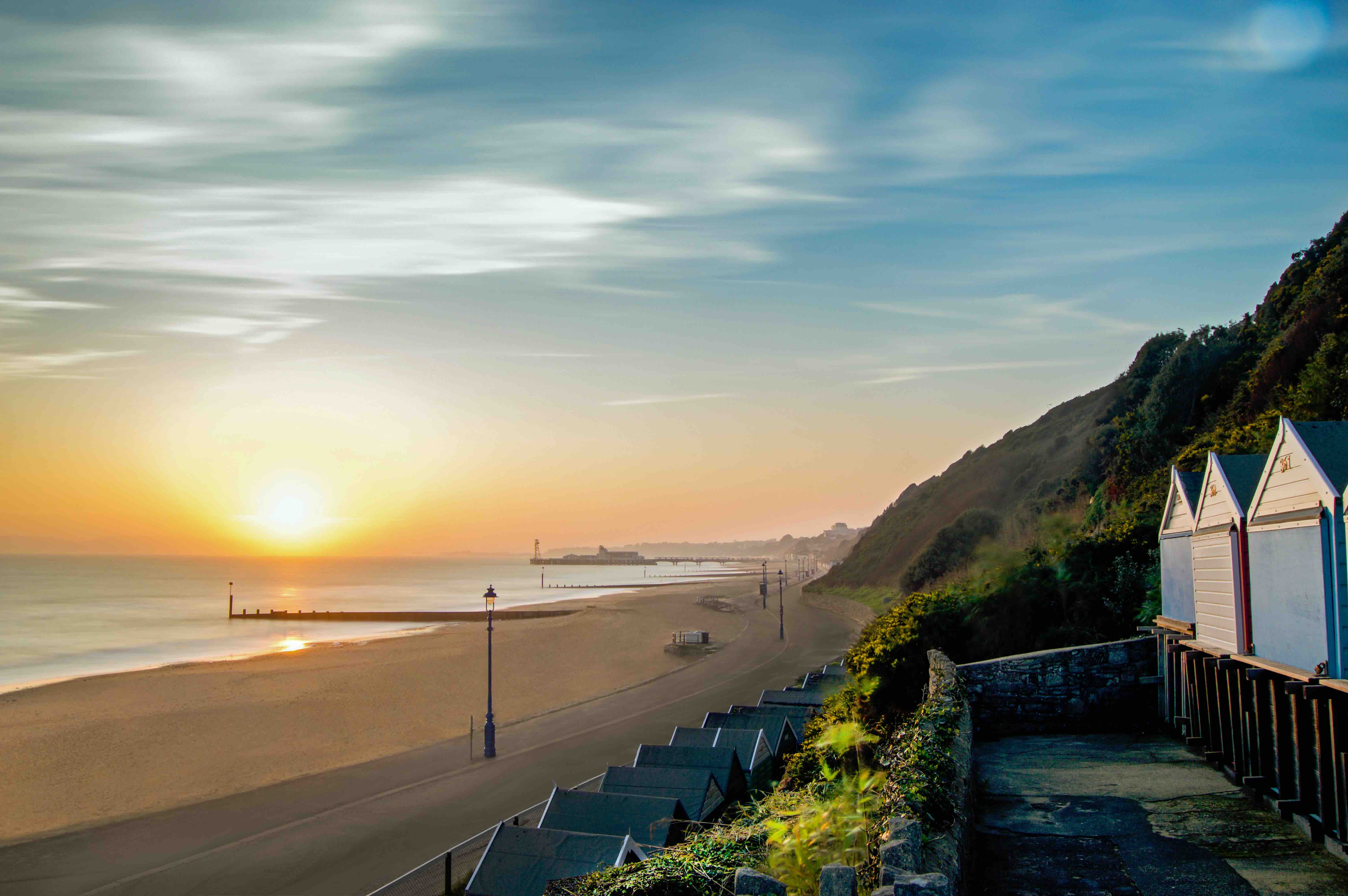 Cosy Autumn Escapes: Where to Stay on Bournemouth's Coast