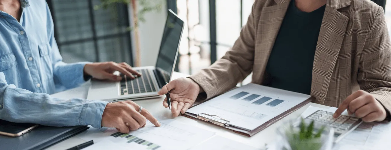 Real estate buying devices: a complete guide 2025