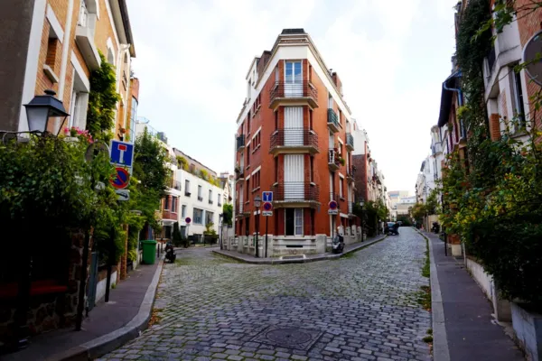joli quartier de jourdain à paris