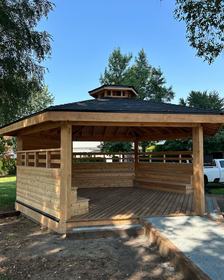 Elementary School Outdoor Classroom