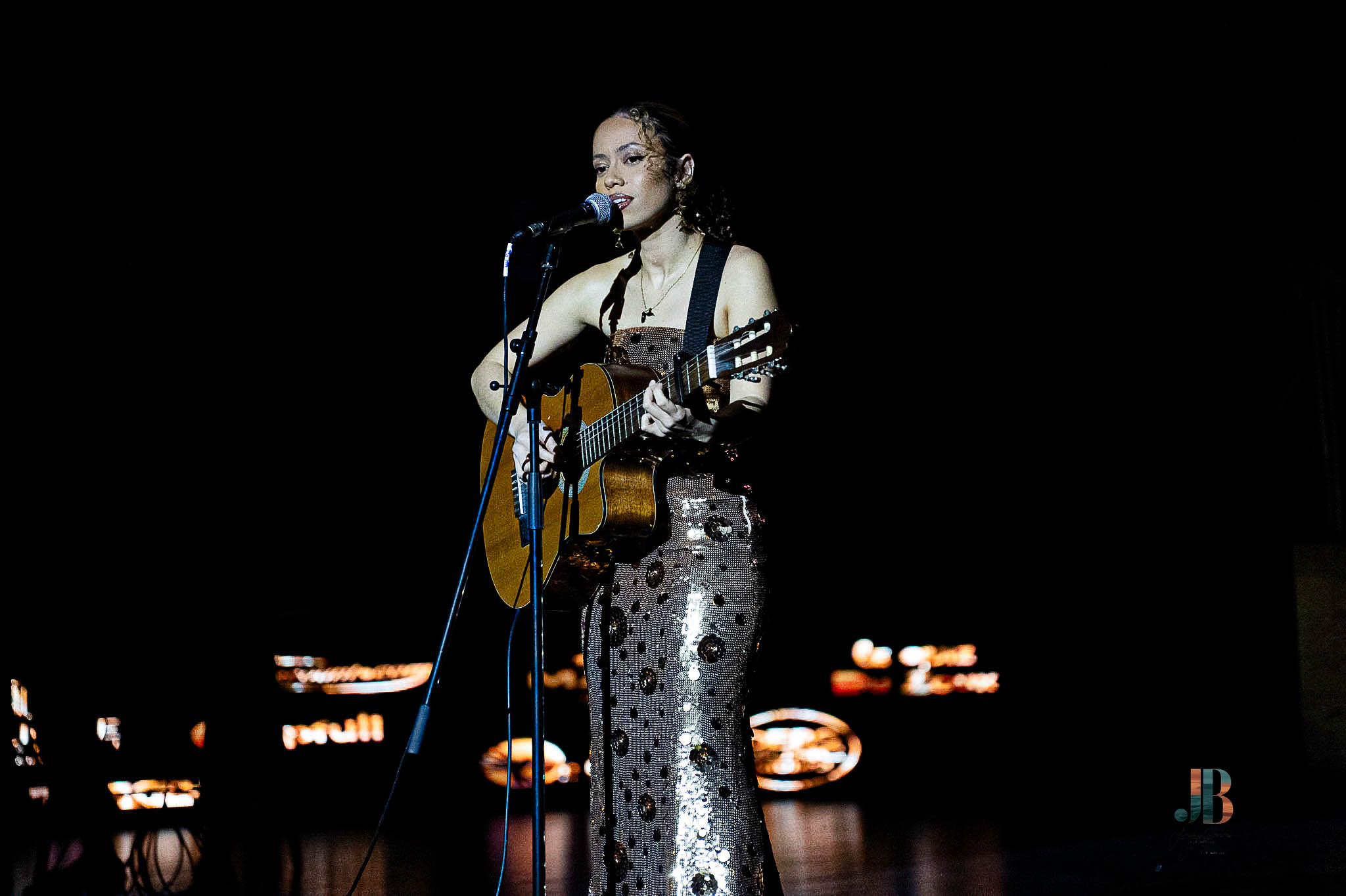 L'artiste Guadeloupéenne STL qui chantait son titre Papiyon