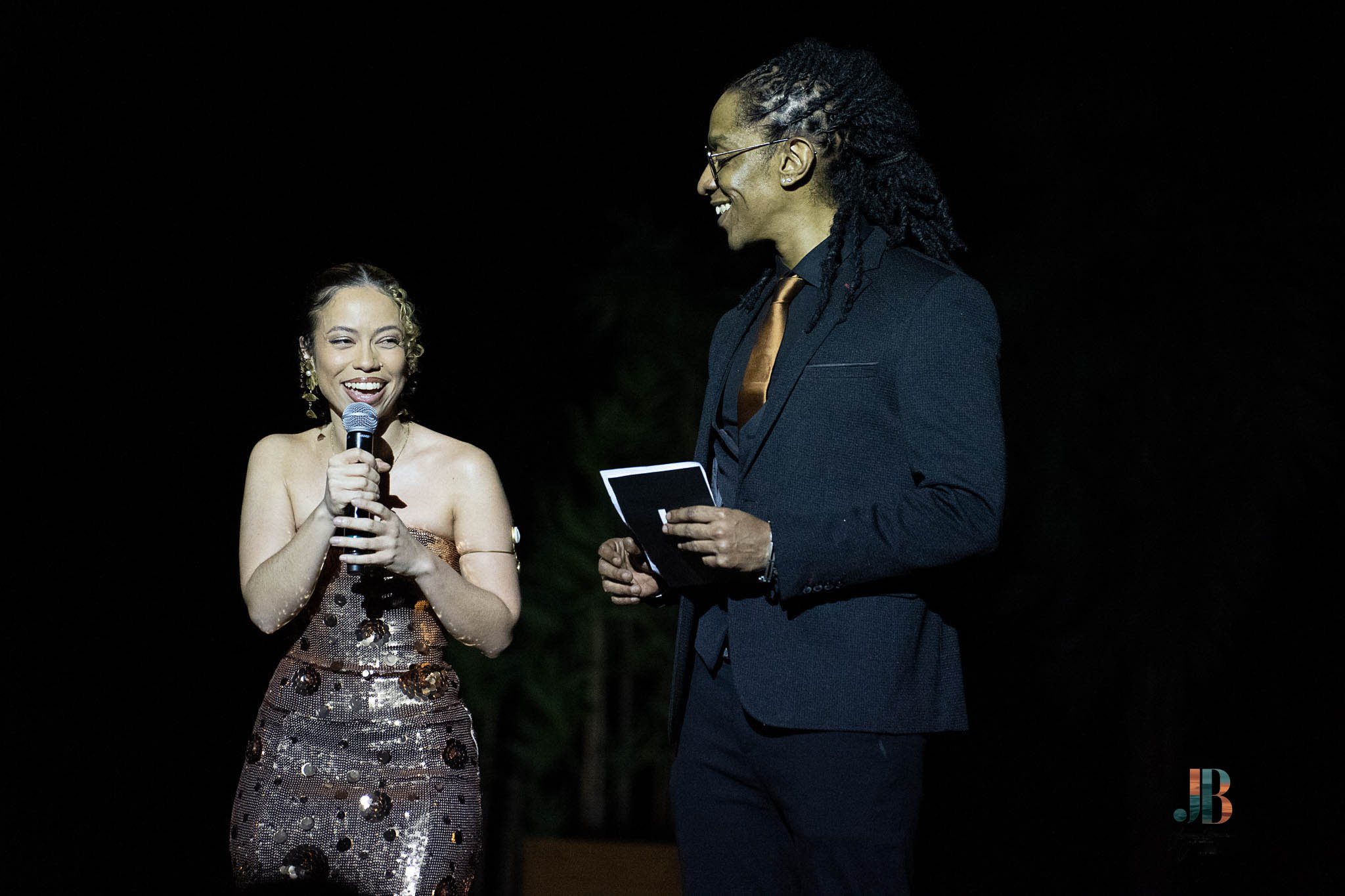 STL et le présentateur