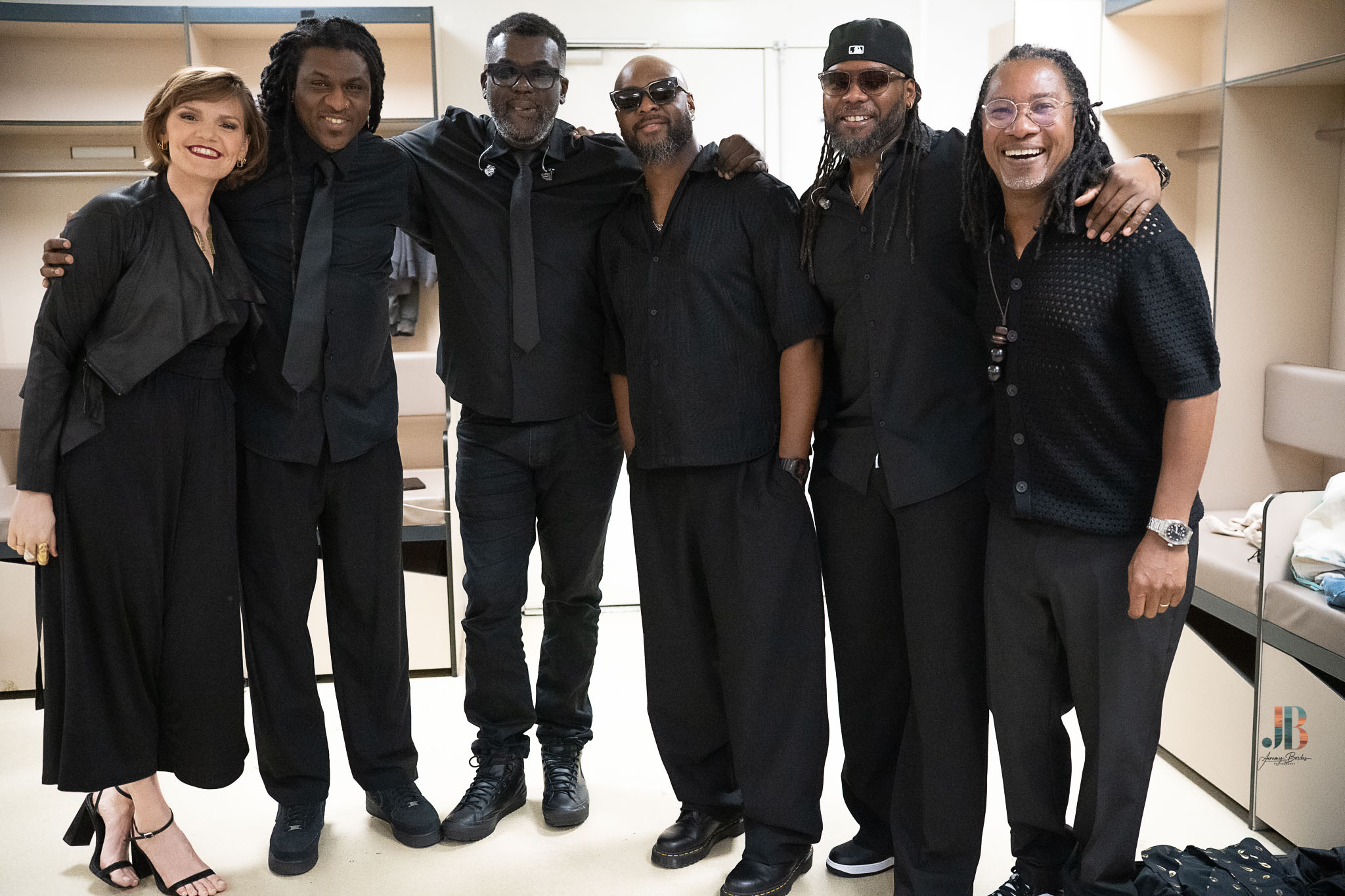 Musiciens et Choristes de Singuila photo Jeremy Bordes