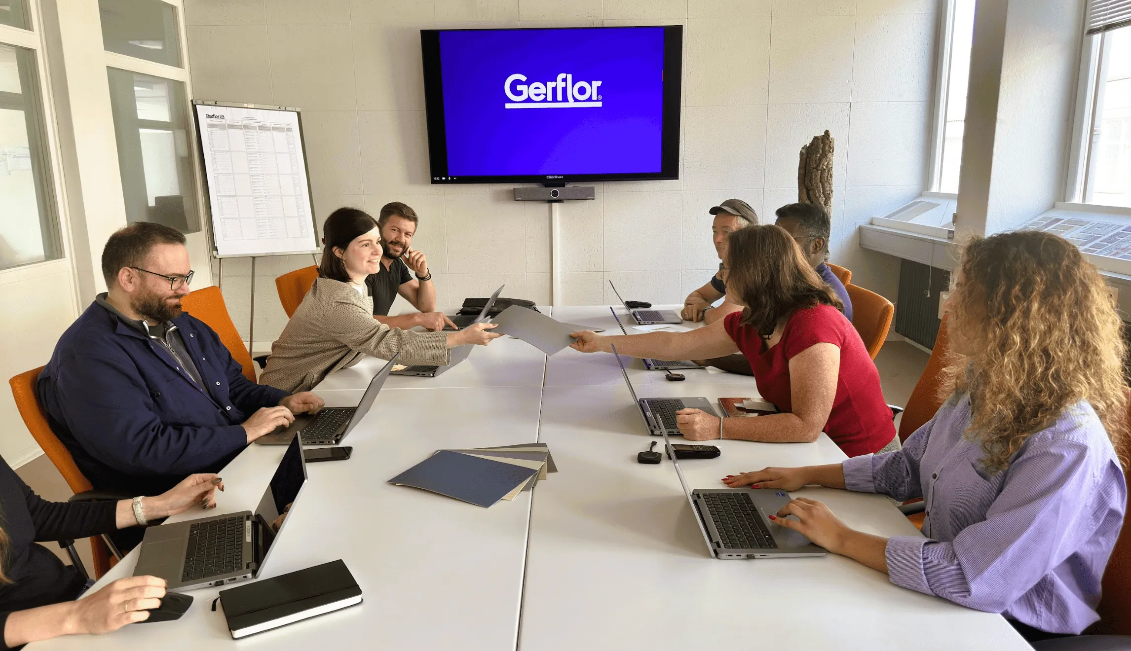 36 regionale Bewerbungen und einen Produktionsleiter nach 40 Tagen eingestellt