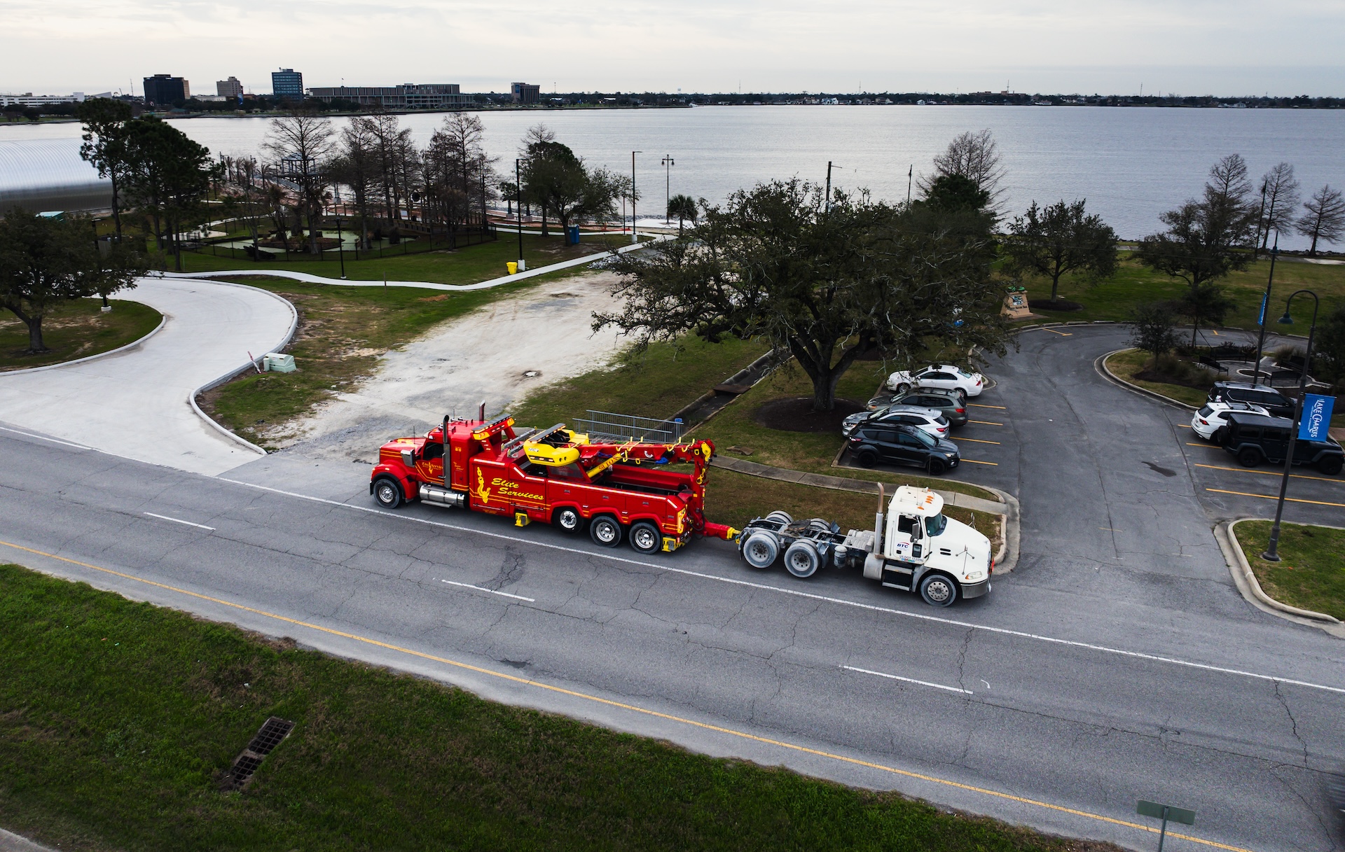 Emergency Towing and Recovery at the Vinton I-10 Border