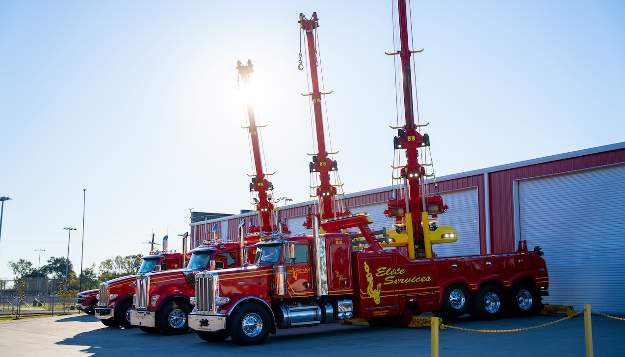 Heavy-Duty Rotator Wreckers: Precision Cargo & Equipment Recovery