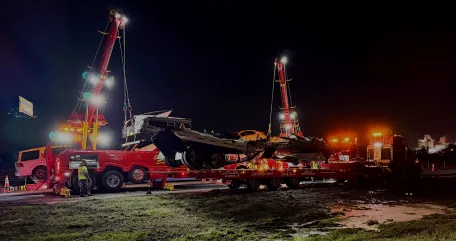 24/7 Emergency Recovery & Towing