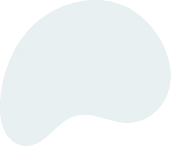 Asymmetrische, organisch geformte blaue Form mit glatten Kanten.