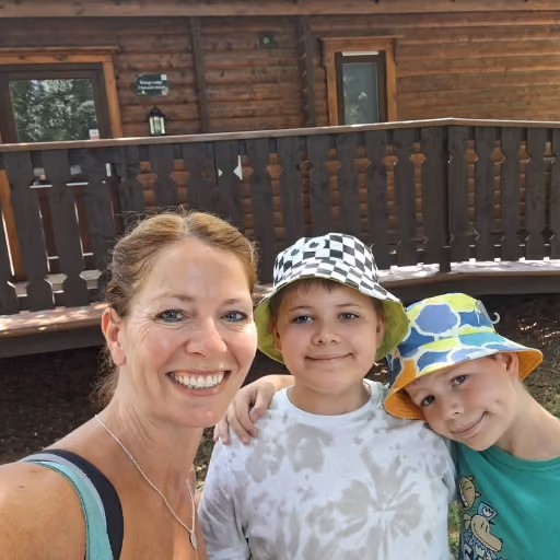 Fowler family outside George Lodge