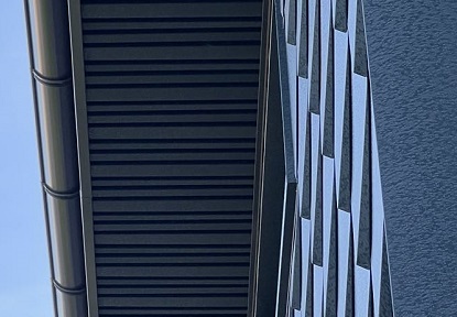 Modernios plieninės lamelės jūsų fasadui.