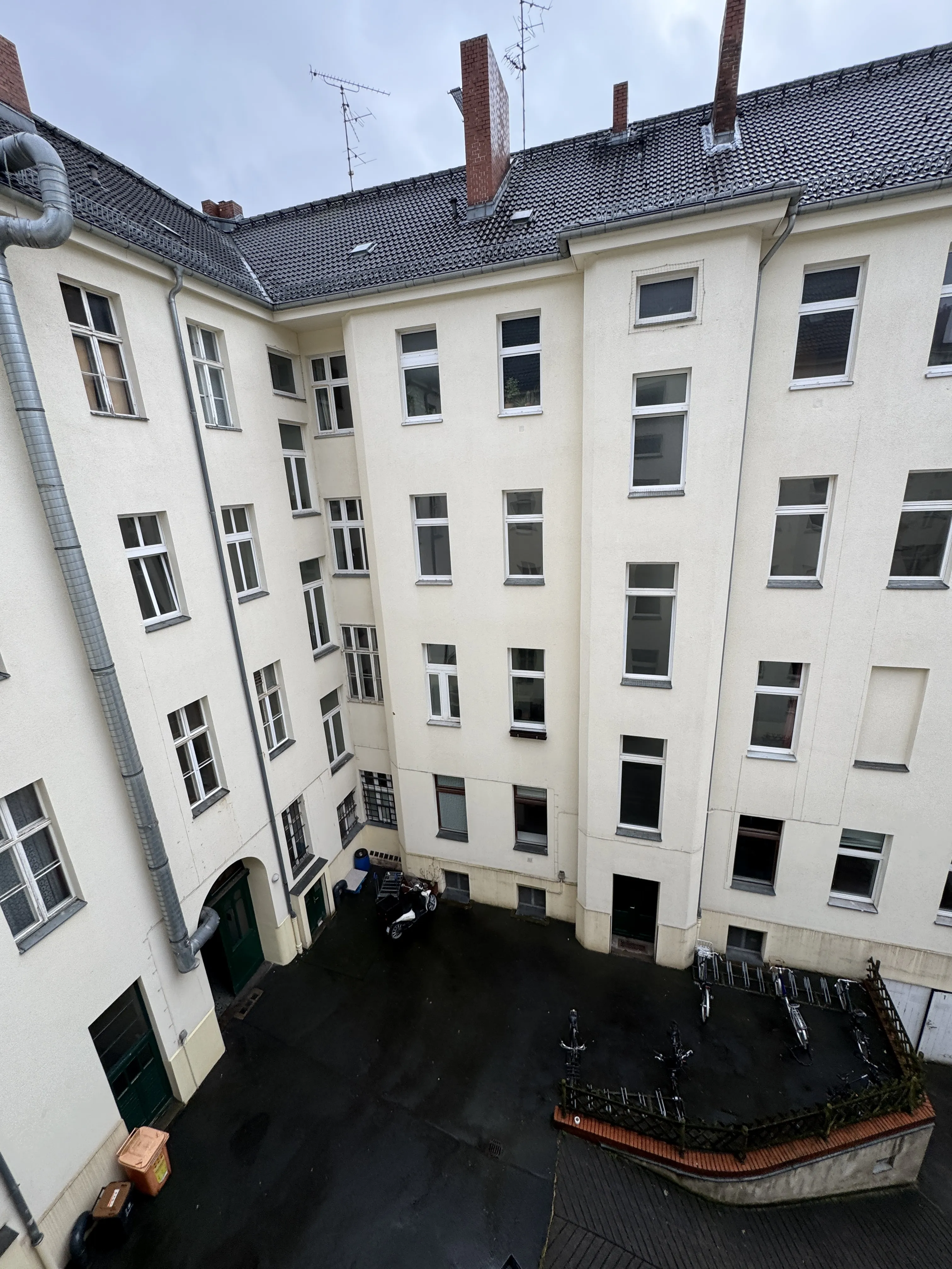 Wirtschaftlich Saniertes Mixed-Use-Objekt mit 95% Energieeinsparung