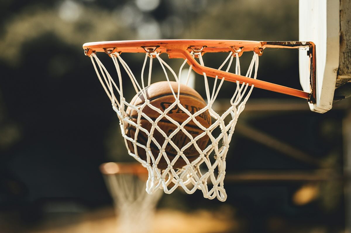 basketball game Image