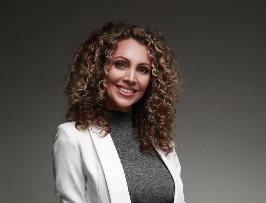 Jacqueline Steenbeek, Midwife, Ultrasound Specialist, Hormone & Orthomolecular Therapist
