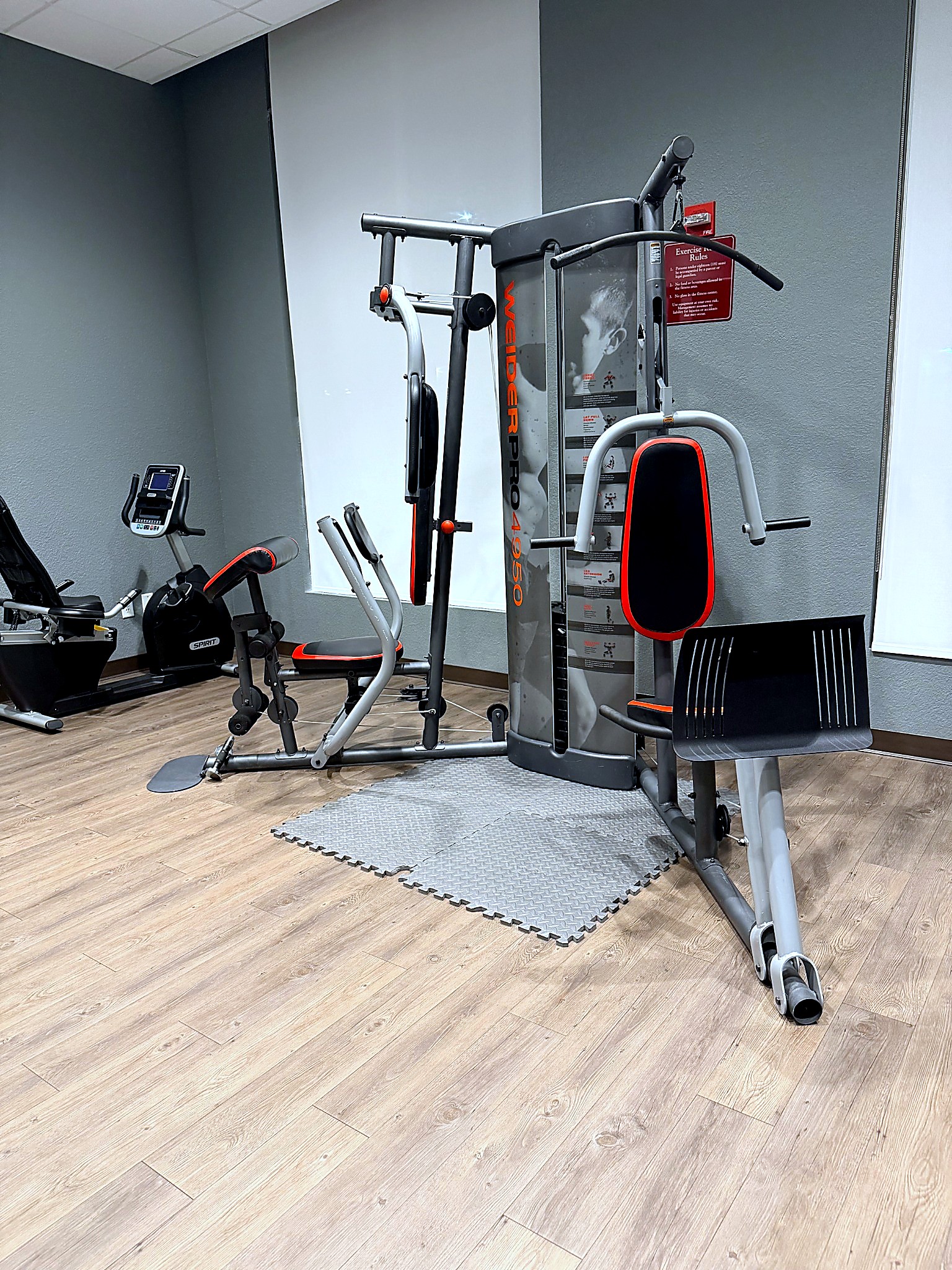 Gym weight machine