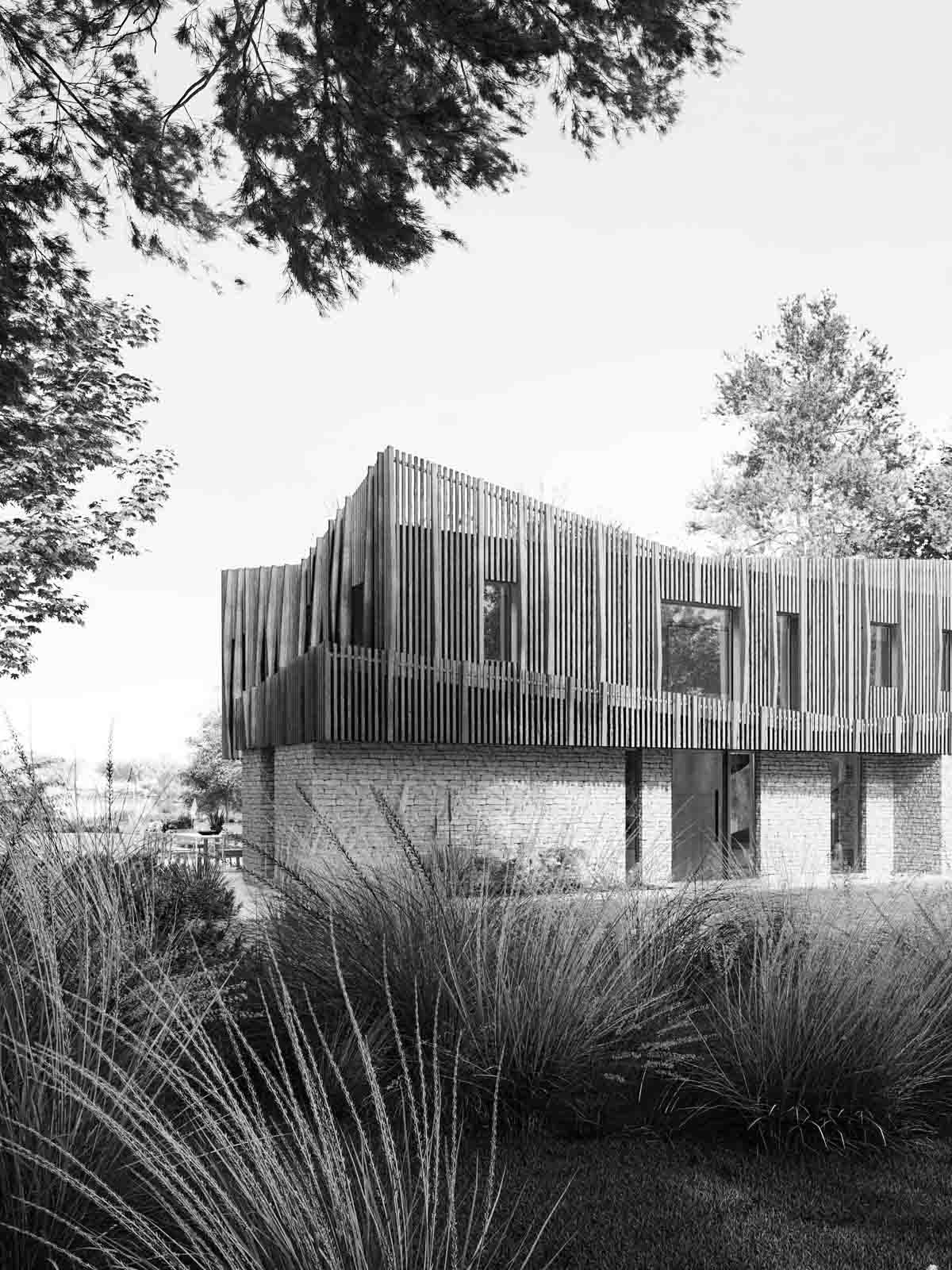 Temple Weir — exterior view of the homes project by Spratley & Partners, Berks