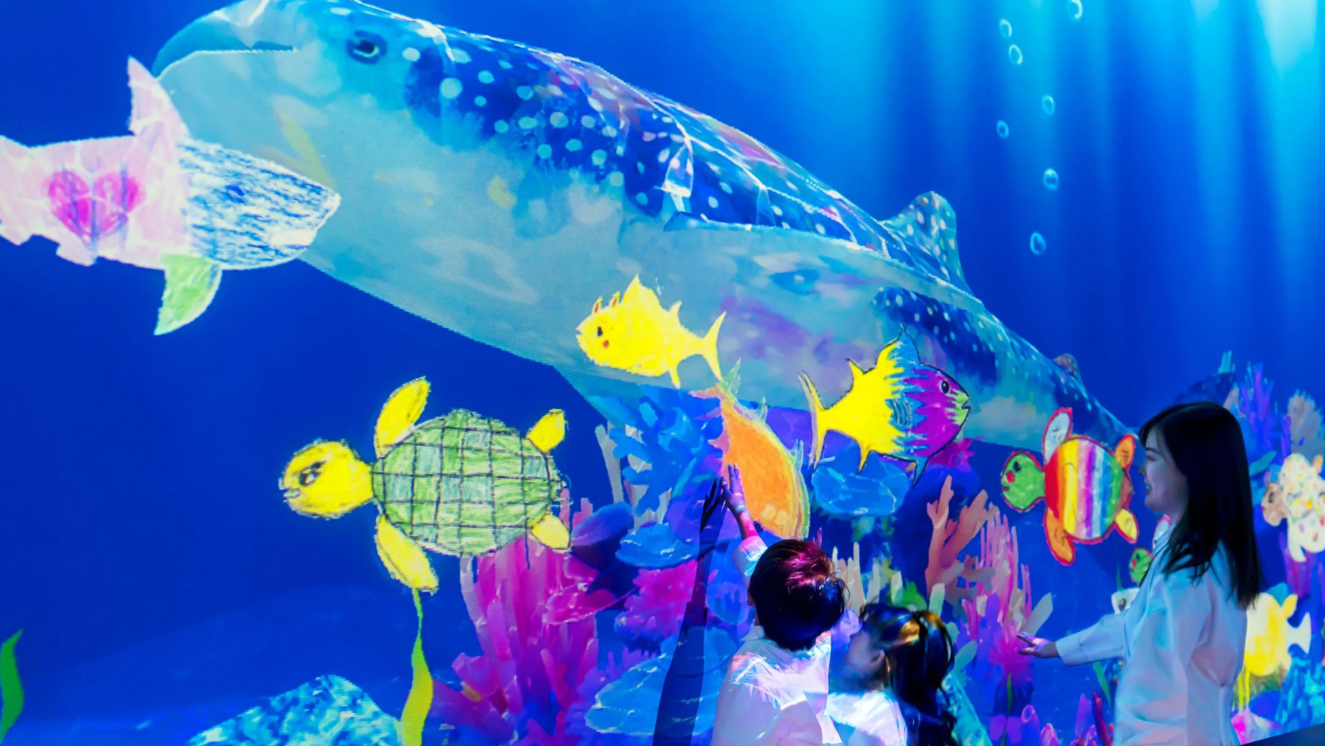 teamLabs interactive exhibit