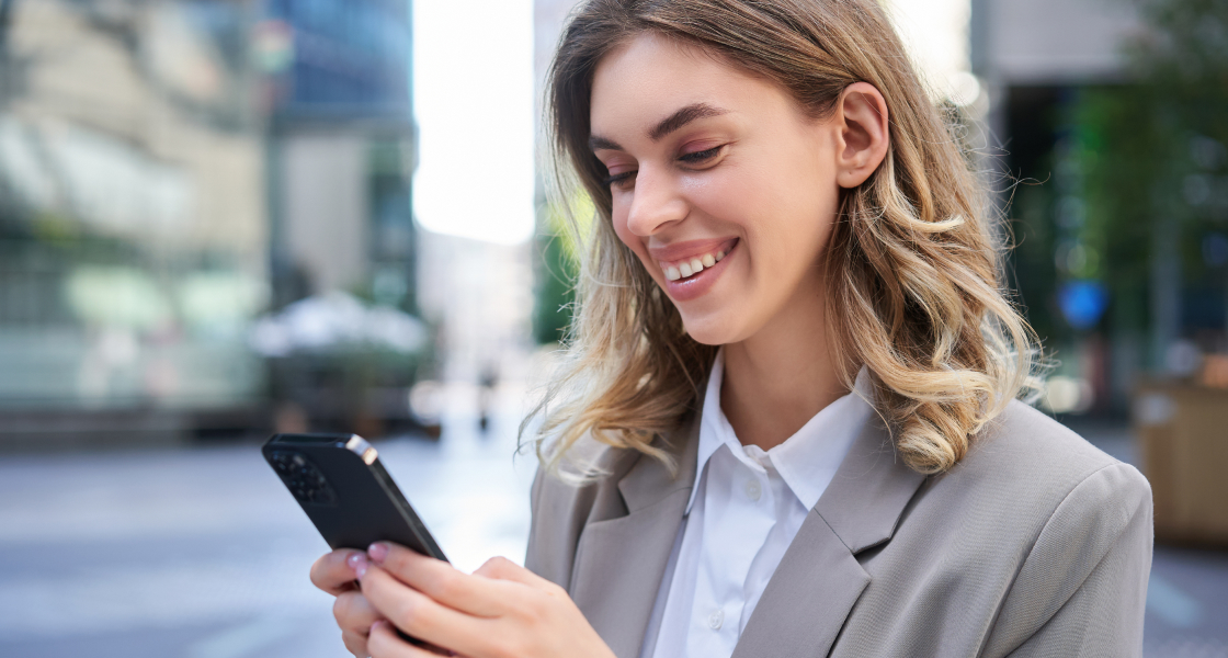 Configuración de portales de autoservicio eficaces: consejos de diseño para mejorar la adopción por parte de los usuarios