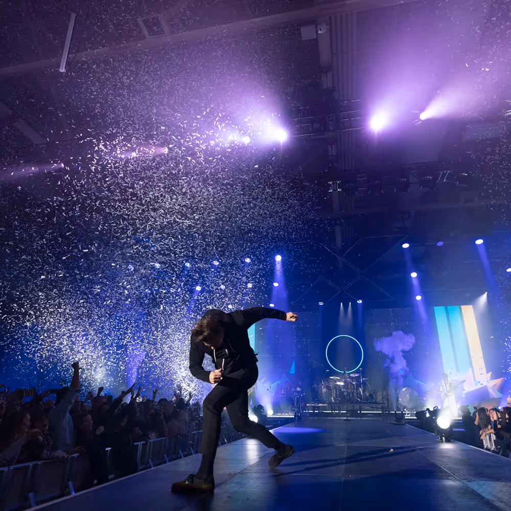 Live concert with professional singer, lighting, and stage