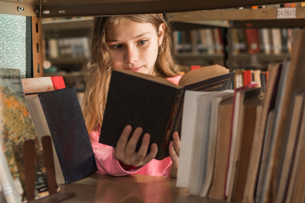 A Natural and Engaging Learning Experience